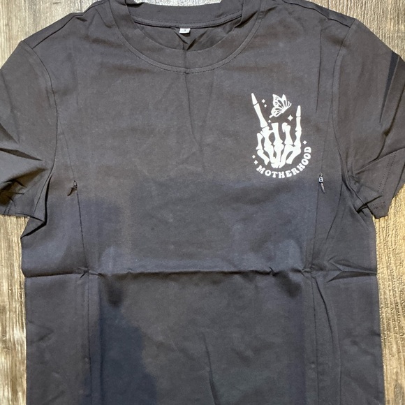 Black Graphic Nursing T-Shirt Size Small - Picture 2 of 7